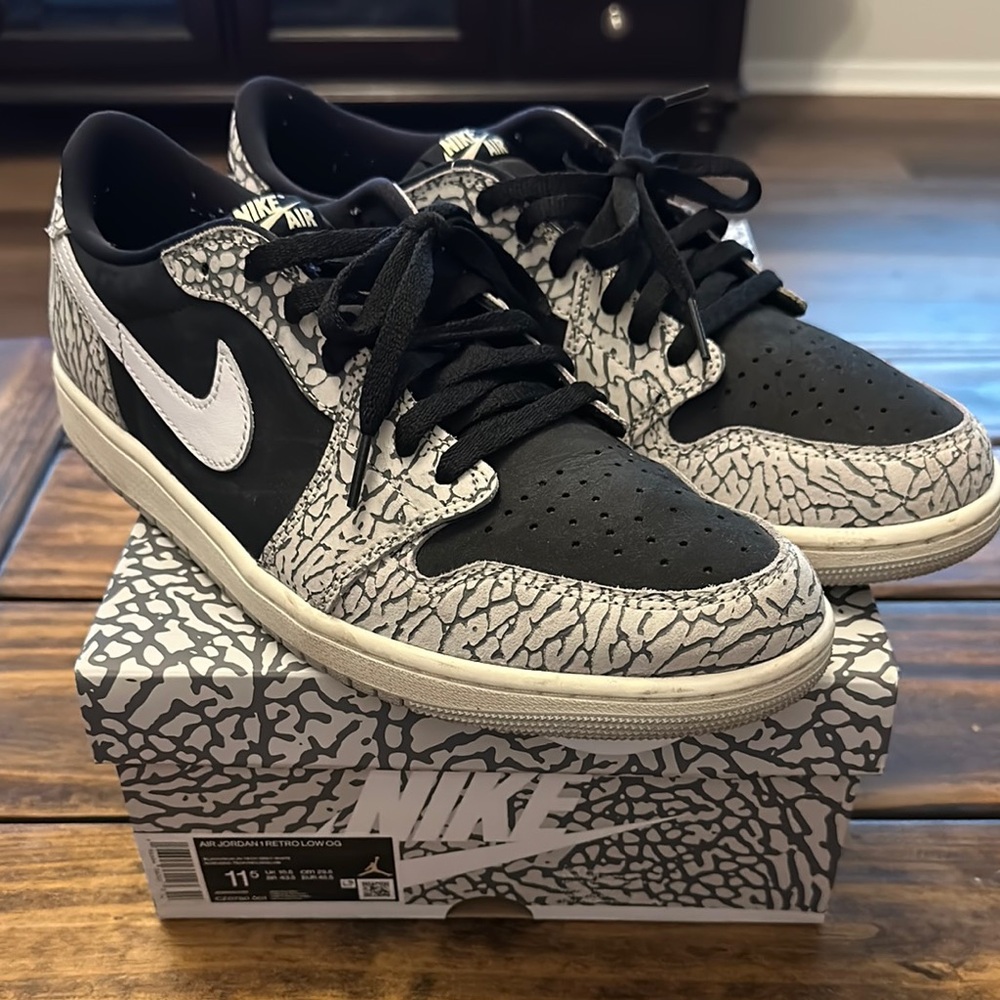 Jordan 1 Retro Low OG Sz. 11.5
